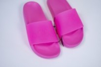 GUESS SLIPPERS