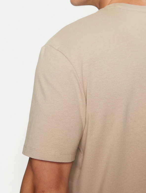 Guess hedley ss t-shirt s (obrázek 5)