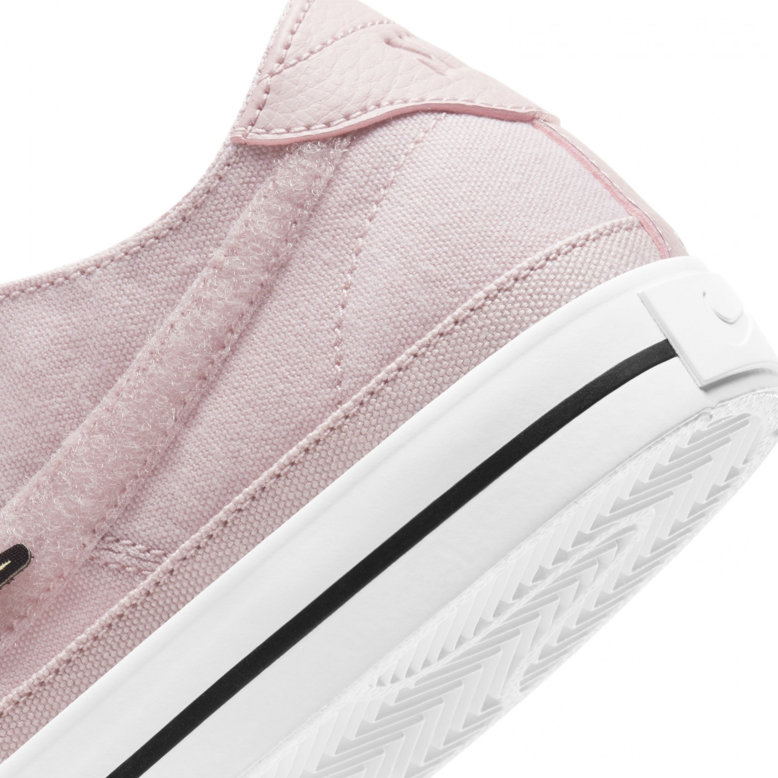 Nike Court Legacy Valentine's Day 36,5 (obrázek 8)