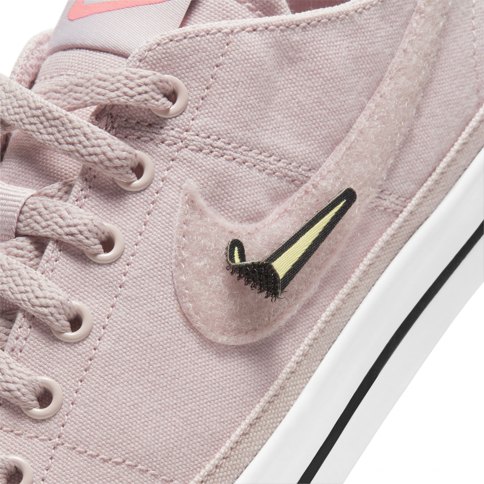 Nike Court Legacy Valentine's Day 36,5 (obrázek 9)