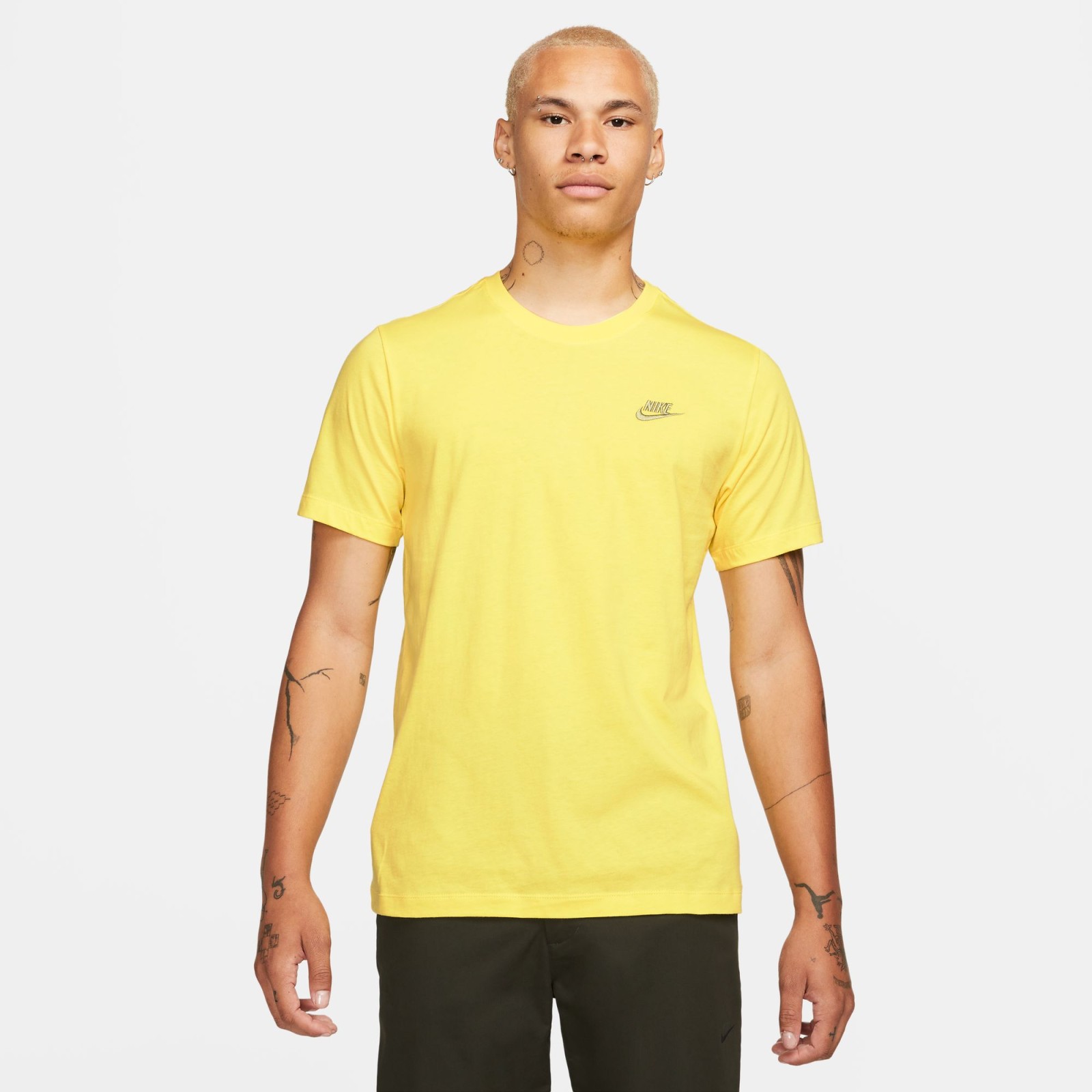 Levně Nike Sportswear Club Men's T-Shirt M
