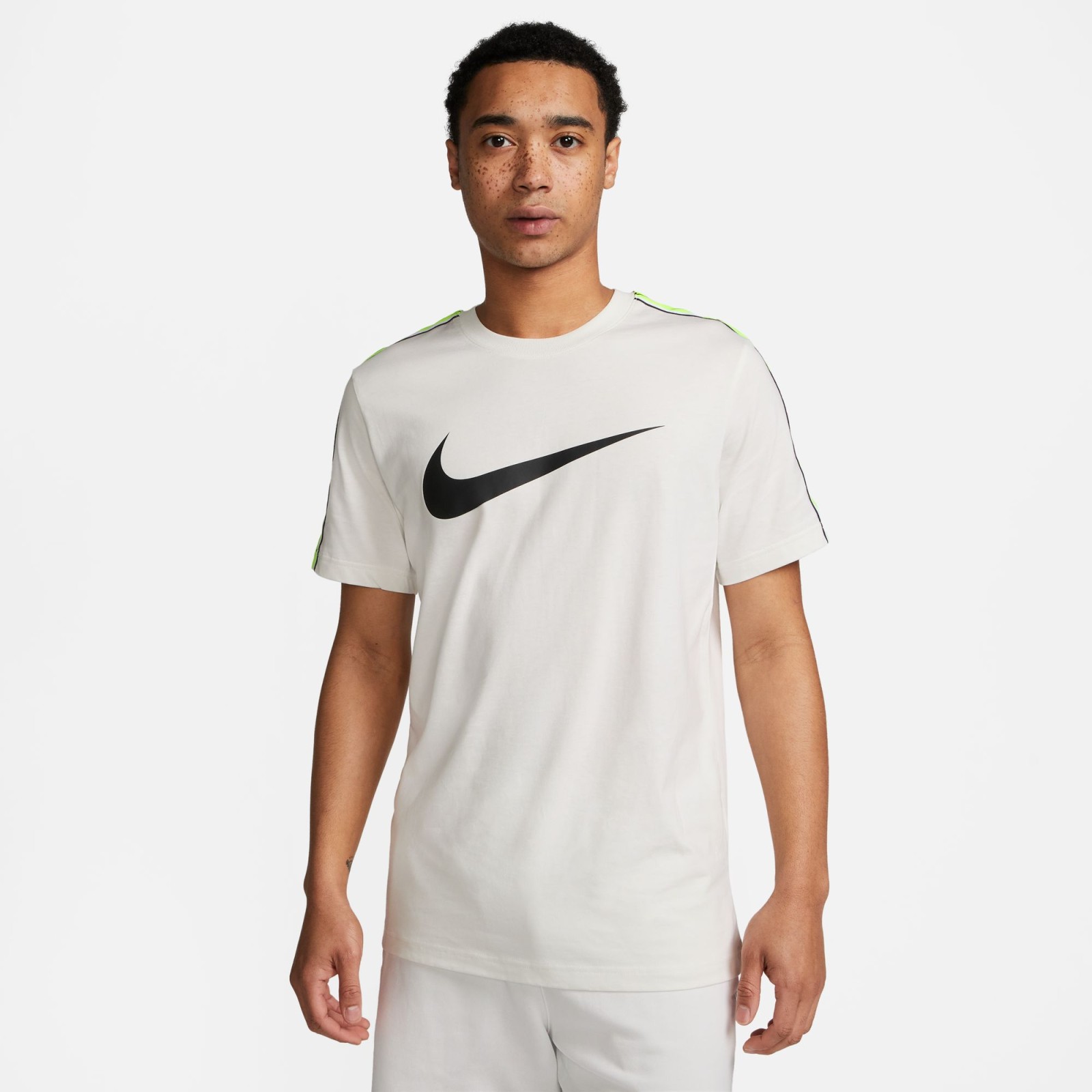 Levně Nike Sportswear Repeat XL
