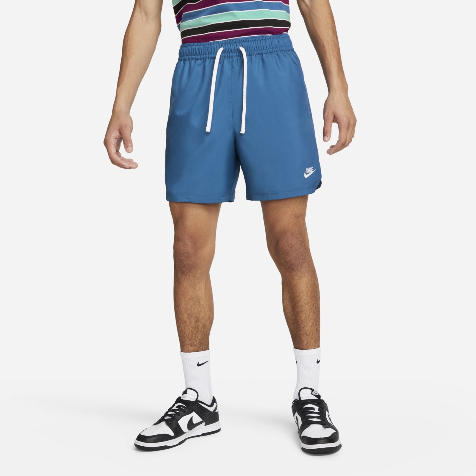 Levně Nike Sportswear Sport Essentials XL