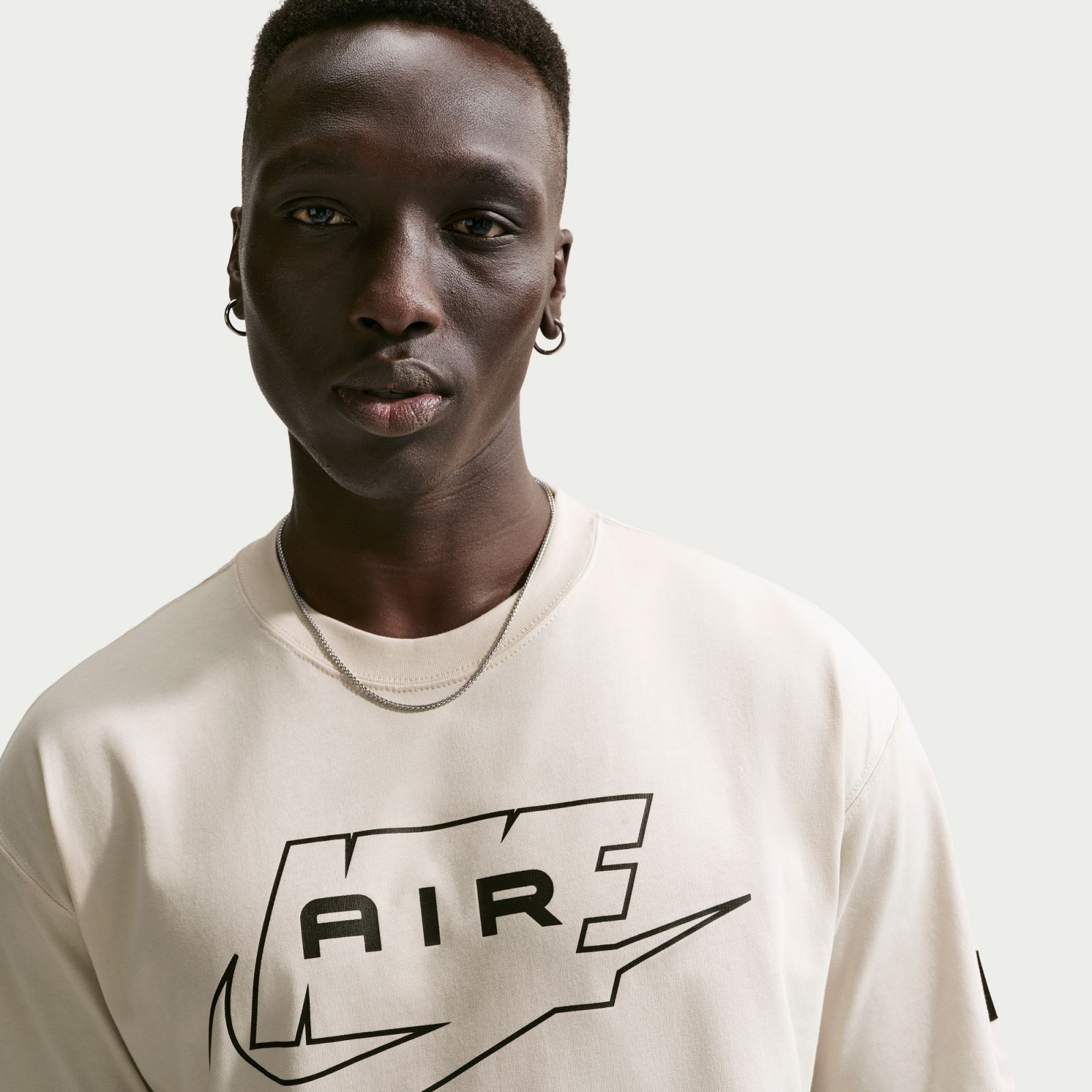 Nike Sportswear T-Shirt 2XL (obrázek 3)
