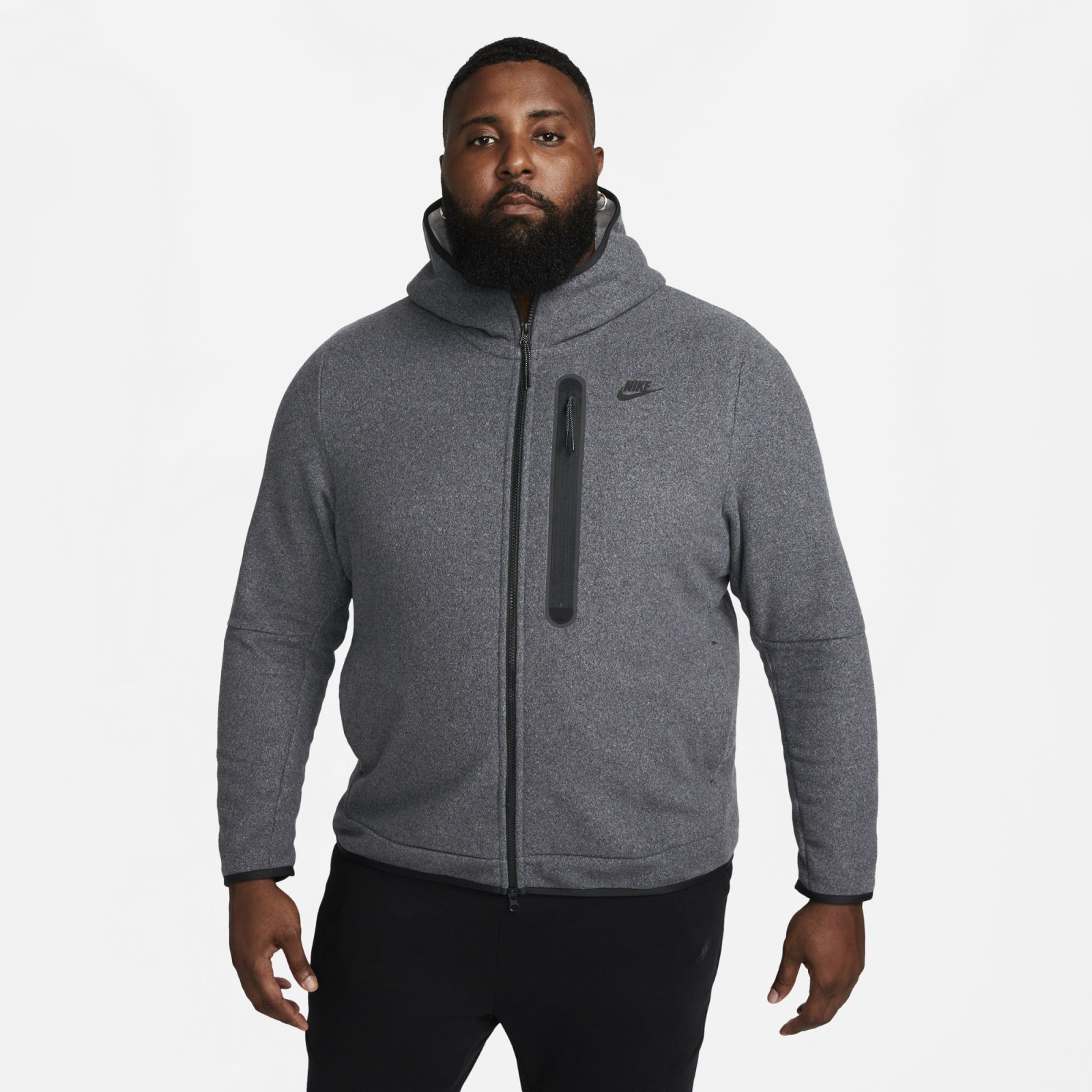 Nike Sportswear Tech Fleece XL.