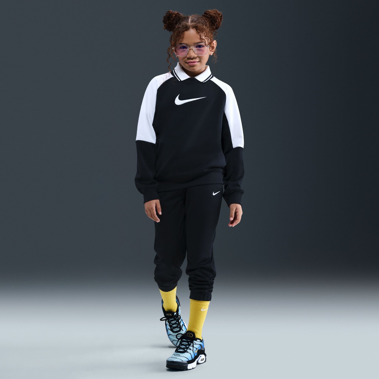 Nike SPW Dri-Fit Tracksuit Big Kids M