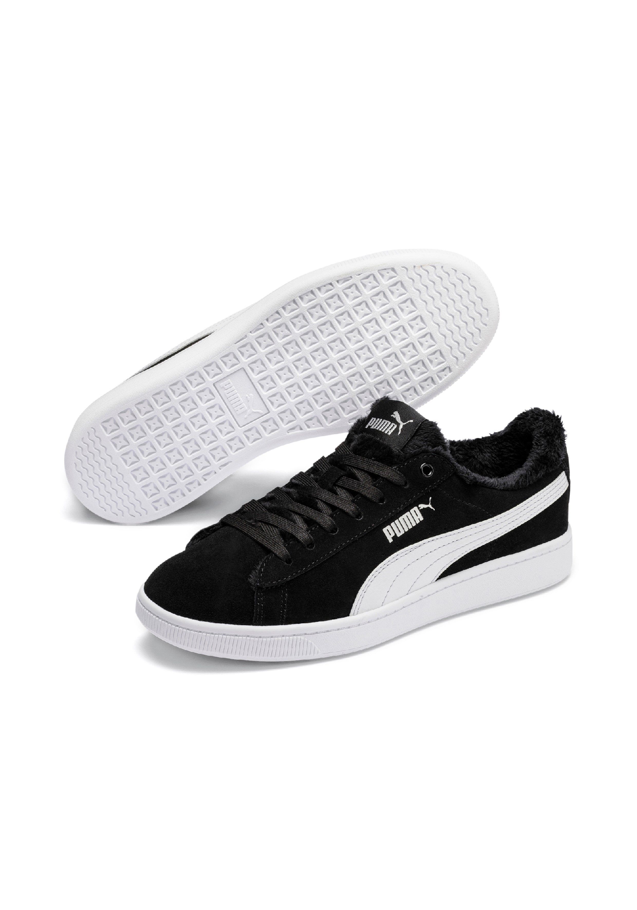 puma vikky black white
