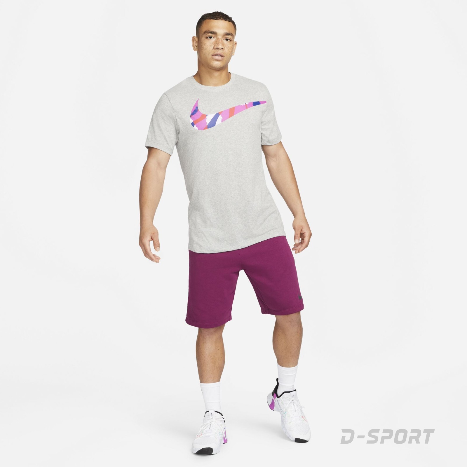 Nike Dri-FIT Sport Clash