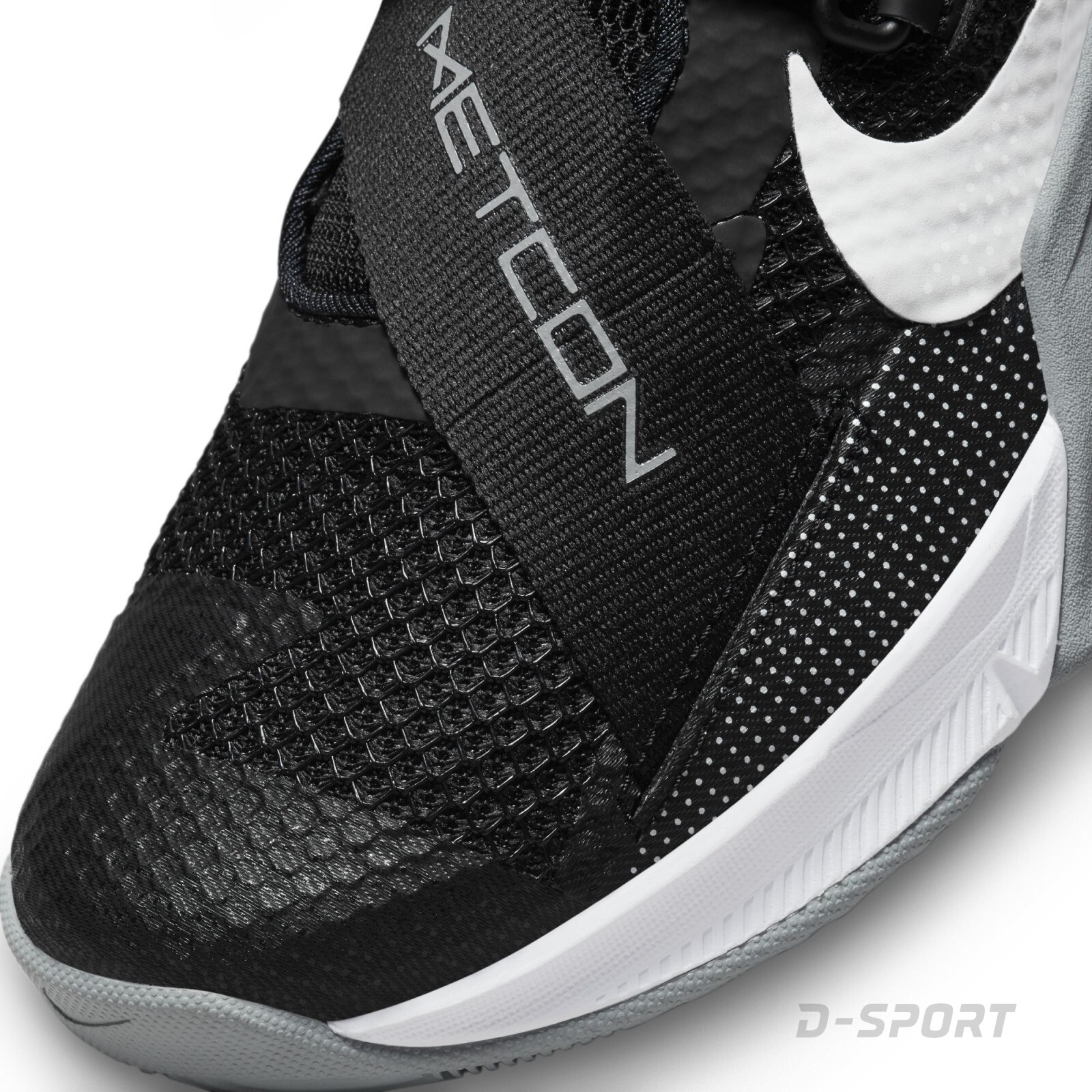 Nike Metcon 7 FlyEase