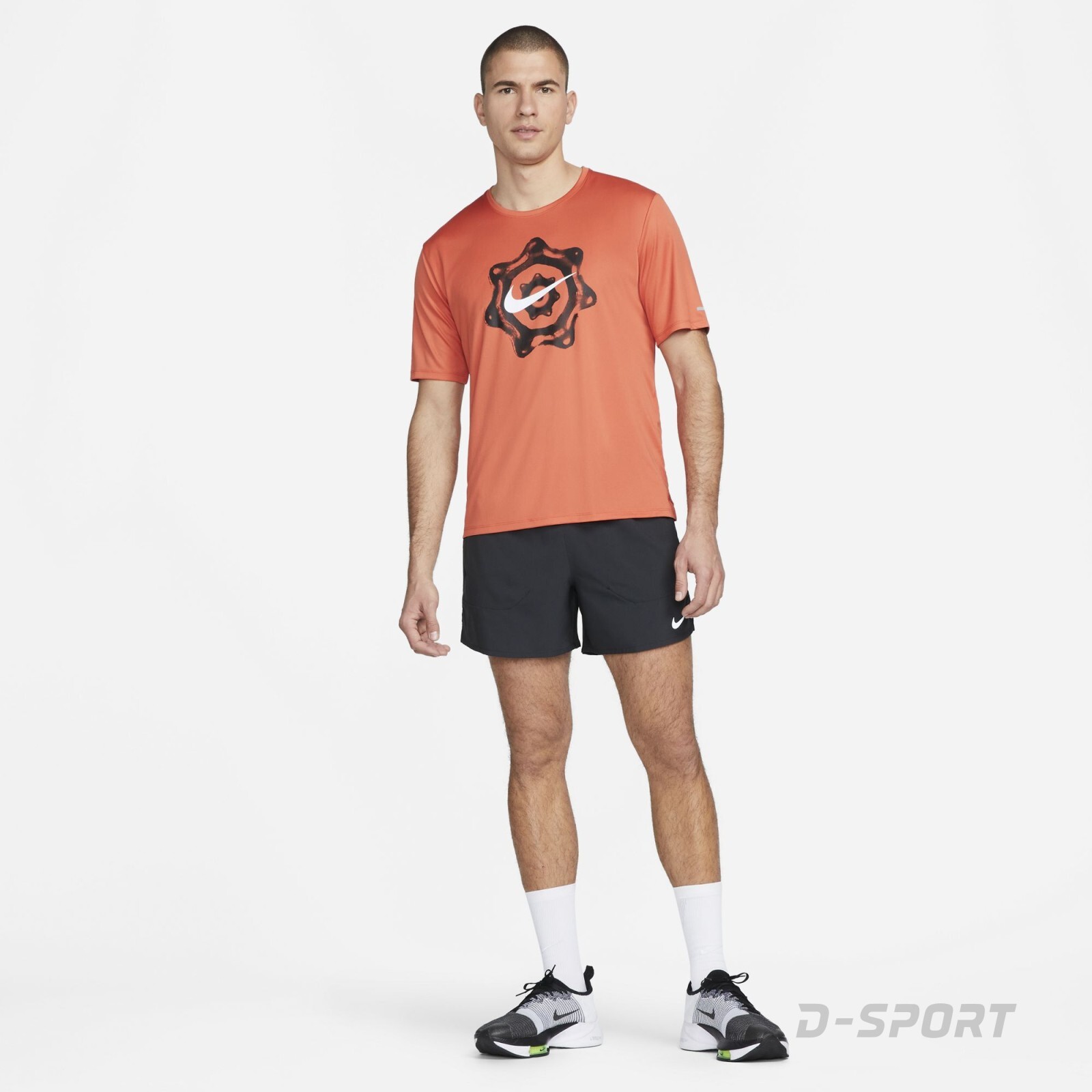 Nike Dri-FIT Wild Run Miler