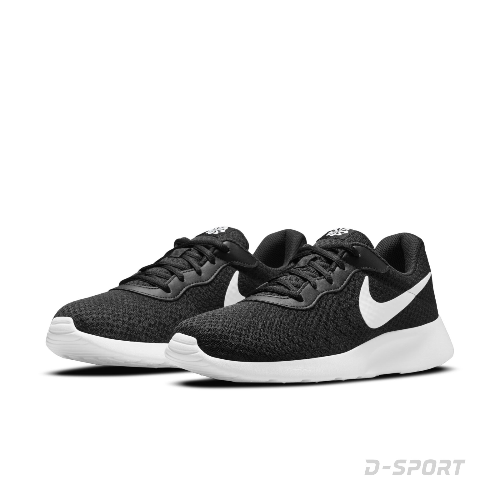 Nike Tanjun